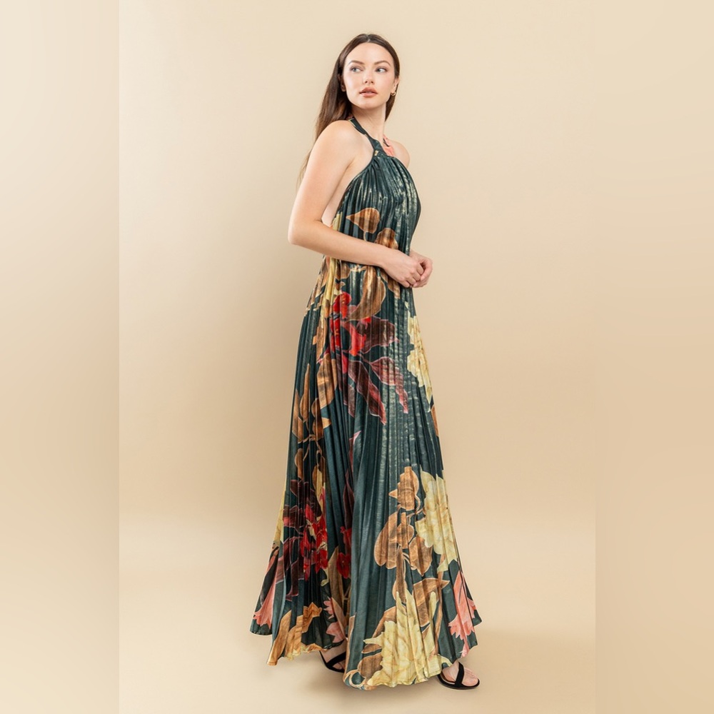 The Sang Callie Pleated Floral Print Halter Maxi Dress in Hunter Green